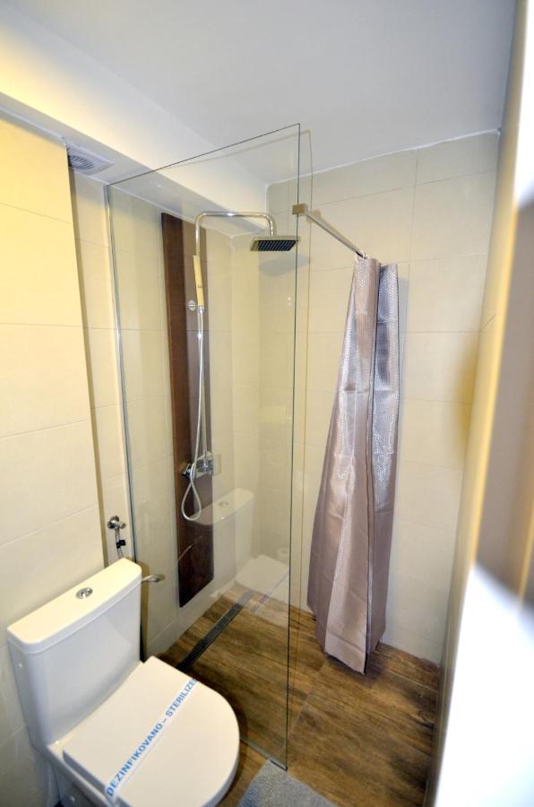 C L E A N&C O Z Y Apartmani Дівчибаре Екстер'єр фото