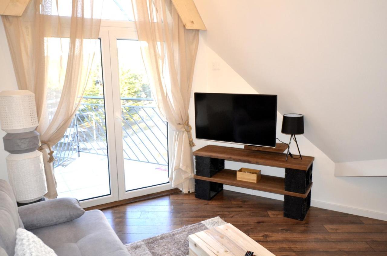 C L E A N&C O Z Y Apartmani Дівчибаре Екстер'єр фото